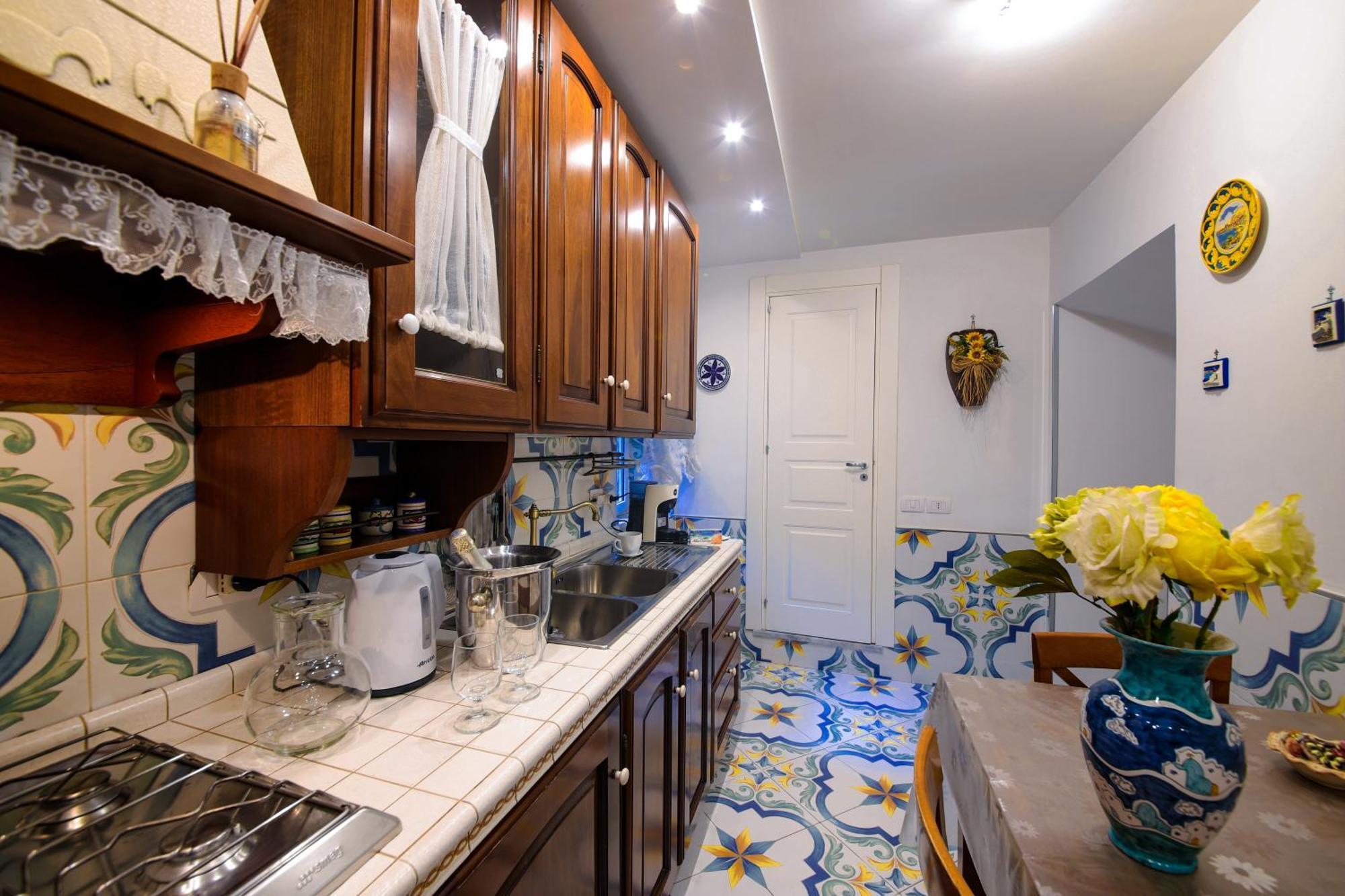 Giallo Napoletano Home Naples Exterior photo